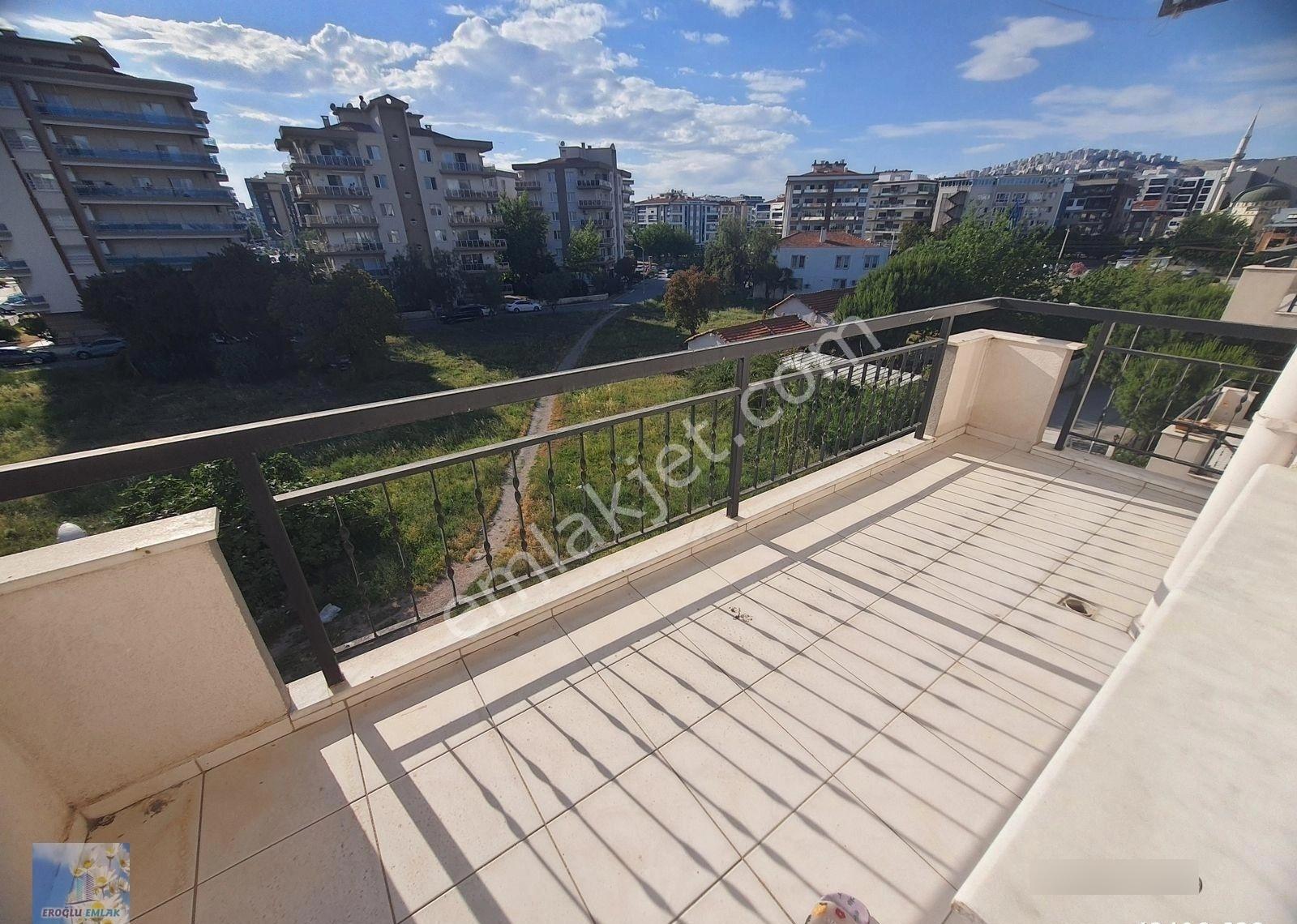 Ataşehir Sağlık Ocağı Arkasında Temiz Bakımlı Satılık 3+1 Daire - Görsel 13