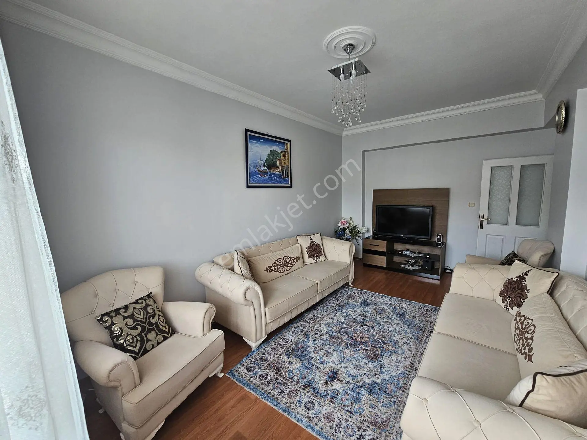 Sahibinden Şehir Merkezinde Eşyalı Kiralık Daire - Görsel 4