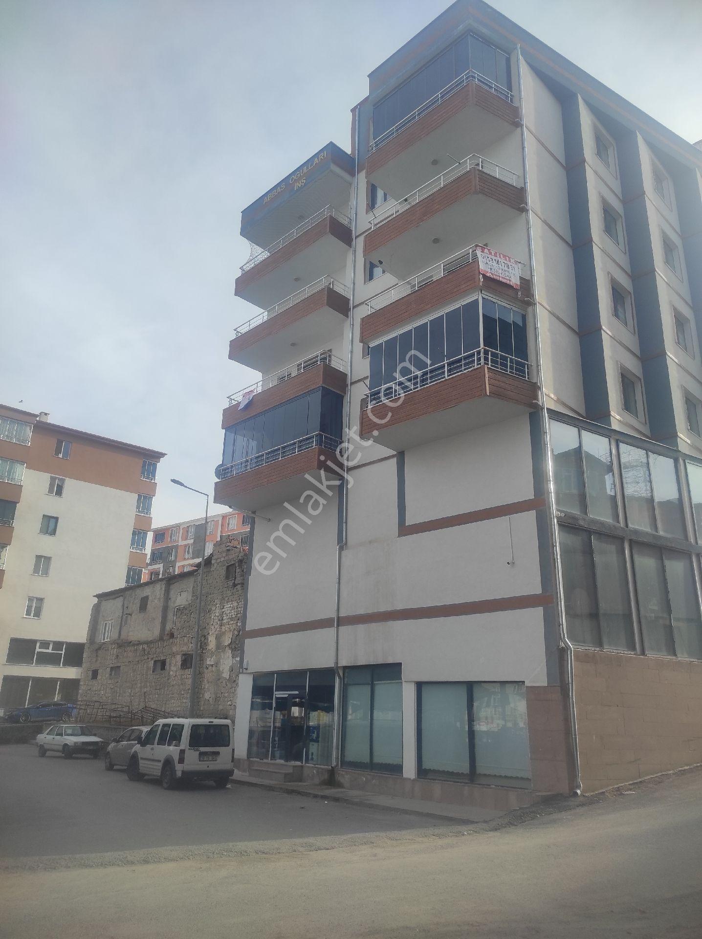 Kaçmaz Emlaktan Yeşilhisar Merkezde Satılık Daire 3+1 - Görsel 2