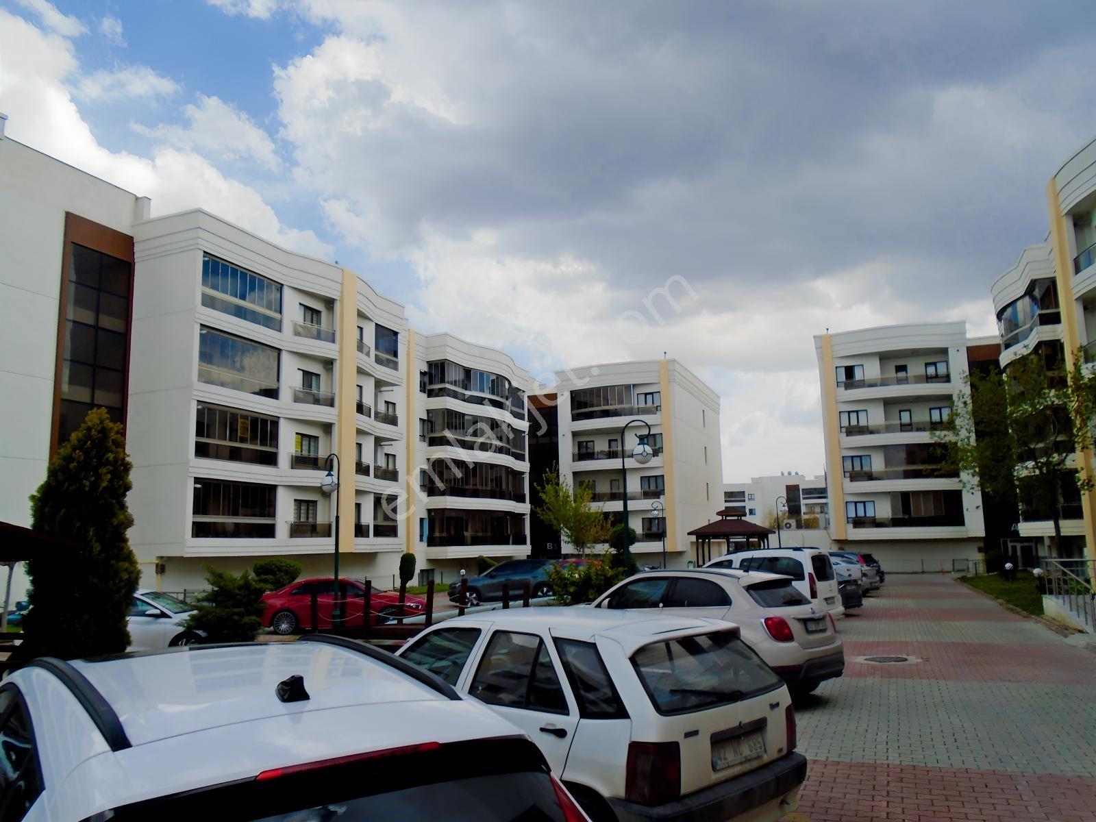 Bak Yapı Prestij Park'da 2+1 80m2 Eşyalı Satılık Daire - Görsel 15