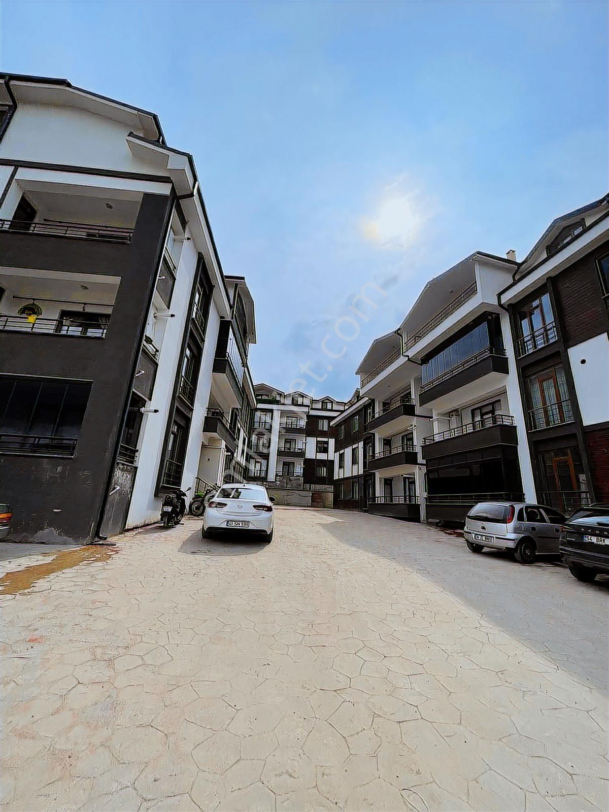 Satılık 2+1 Daire Site İçi Lüks Muhteşem Konum Remax Ay