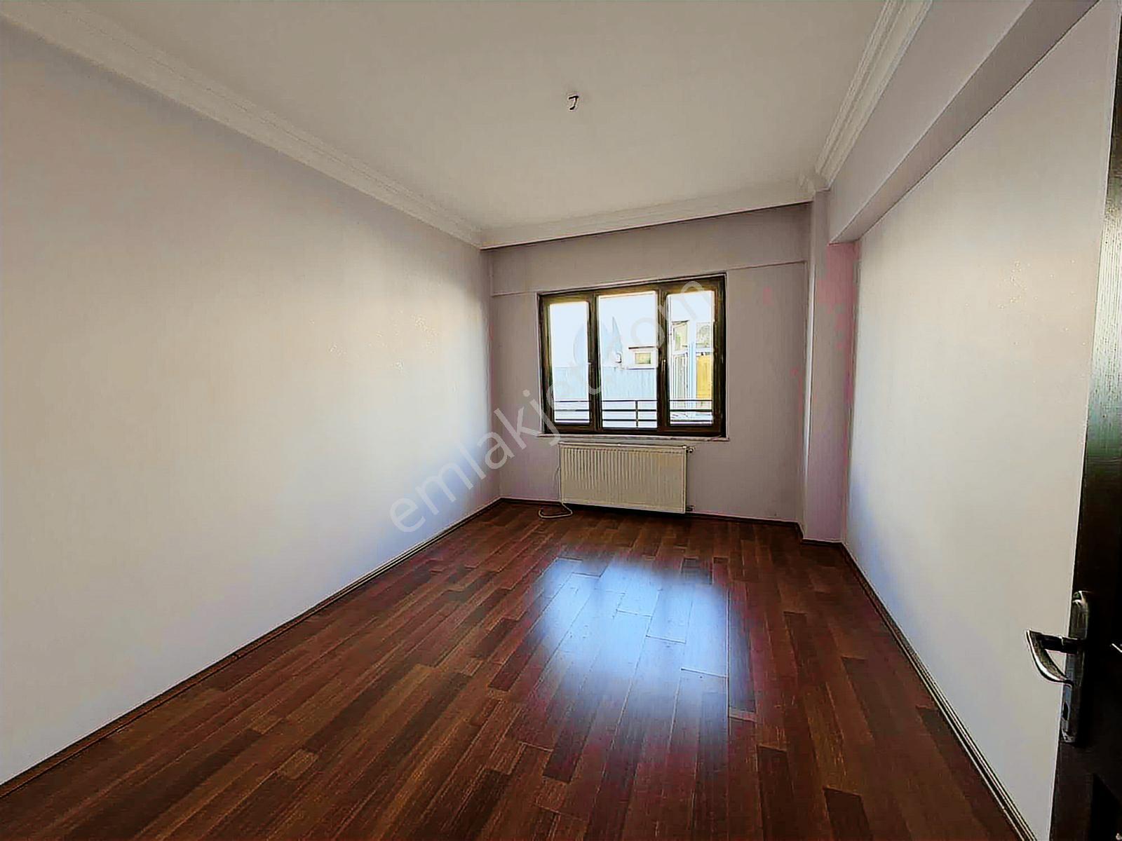 Kiralık 3+1 Adapazarı Semerciler Muhteşem Konum Remax Ay - Görsel 7