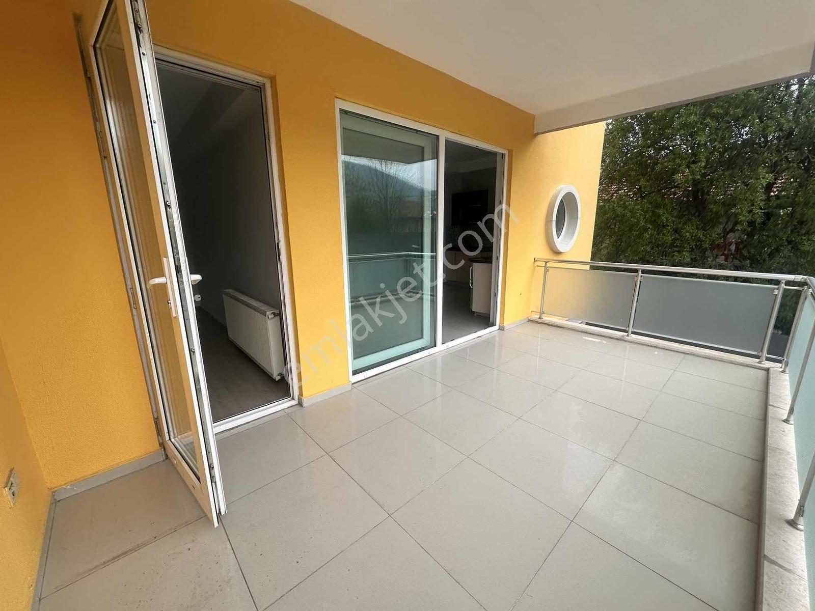 Hanifesultan Mahallesi Tria Sitesi Satılık 4+1 Daire - Görsel 17