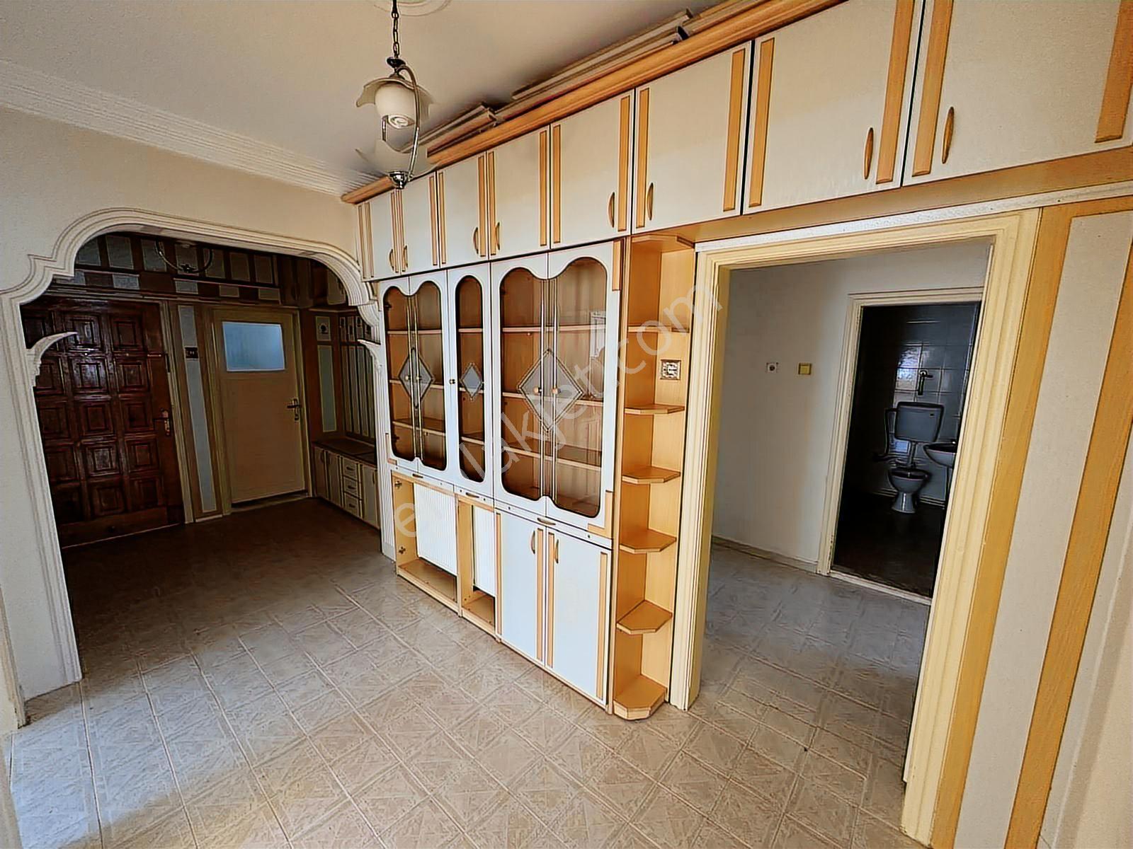 Karahan Emlaktan Kiralık 3+1 Daire*akdeğirmen*dispansersokakta - Görsel 12