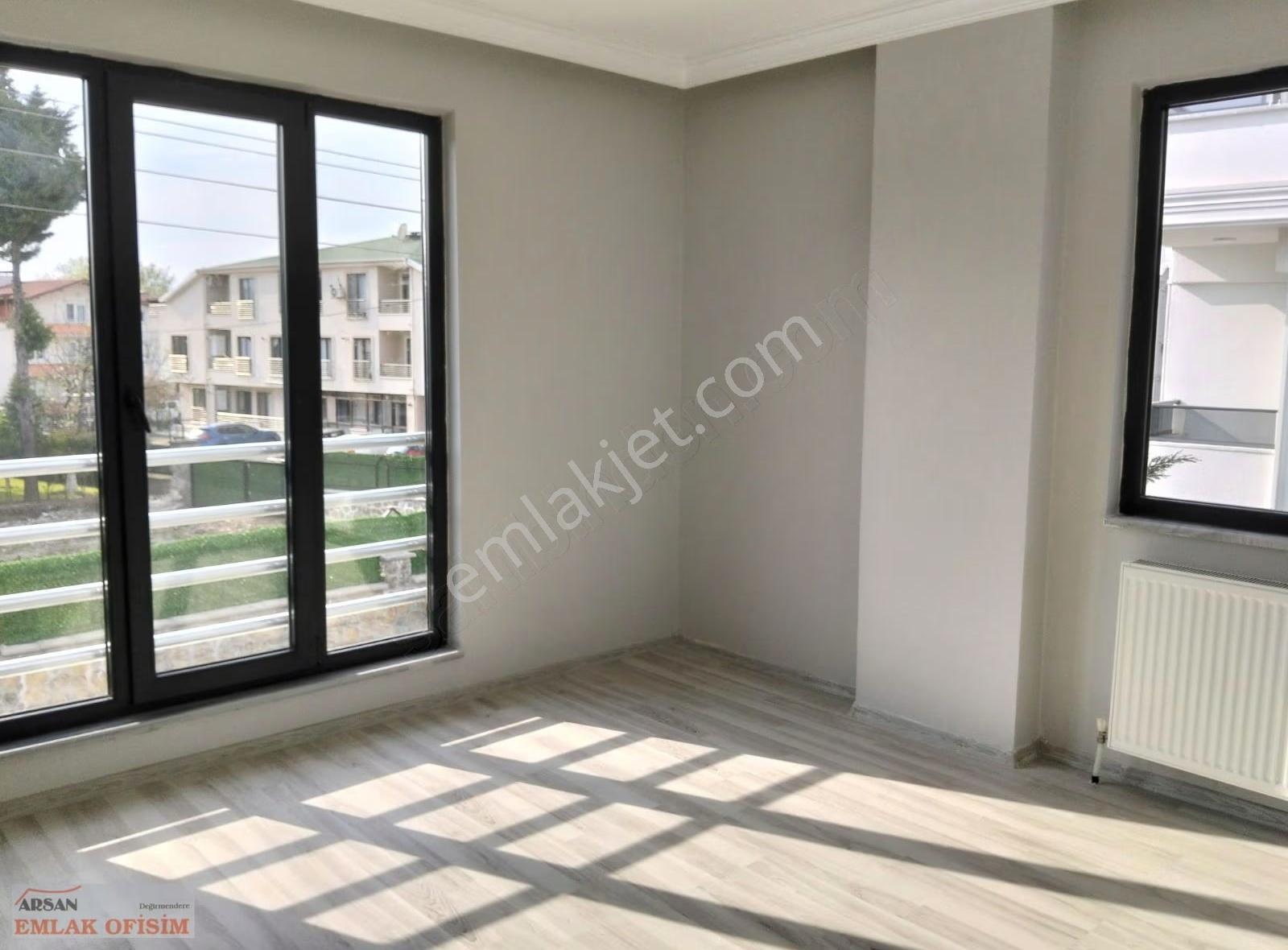 Başiskele Seymen'de İçi Sıfır Yapılı 3+1 Ters Dublex Kiralık - Görsel 4