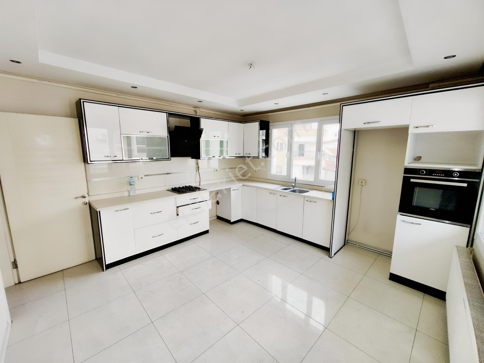 Yunus'tan Kurtuluş Mah Satılık 186 M² Ebeveyn Banyolu 3 Balkonlu - Görsel 11