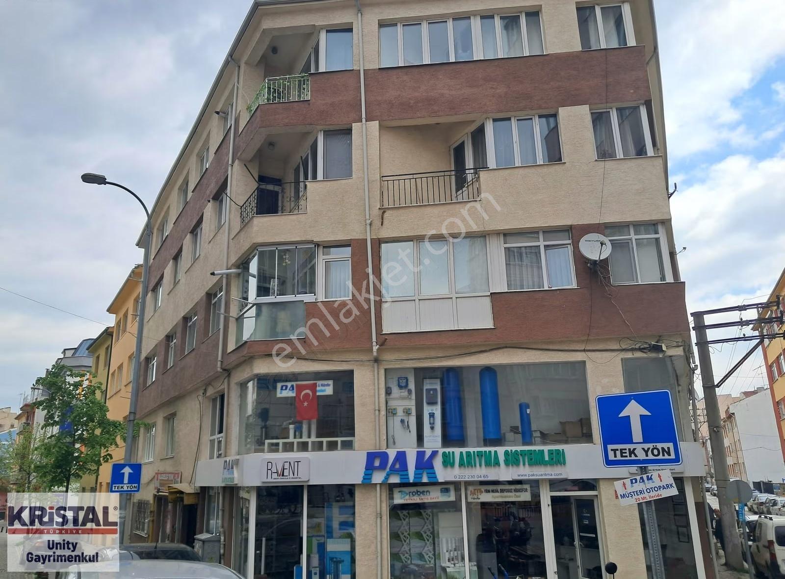 Kristal Unıty'den Arifiye Mahallesin De 3+1 Satılık Daire