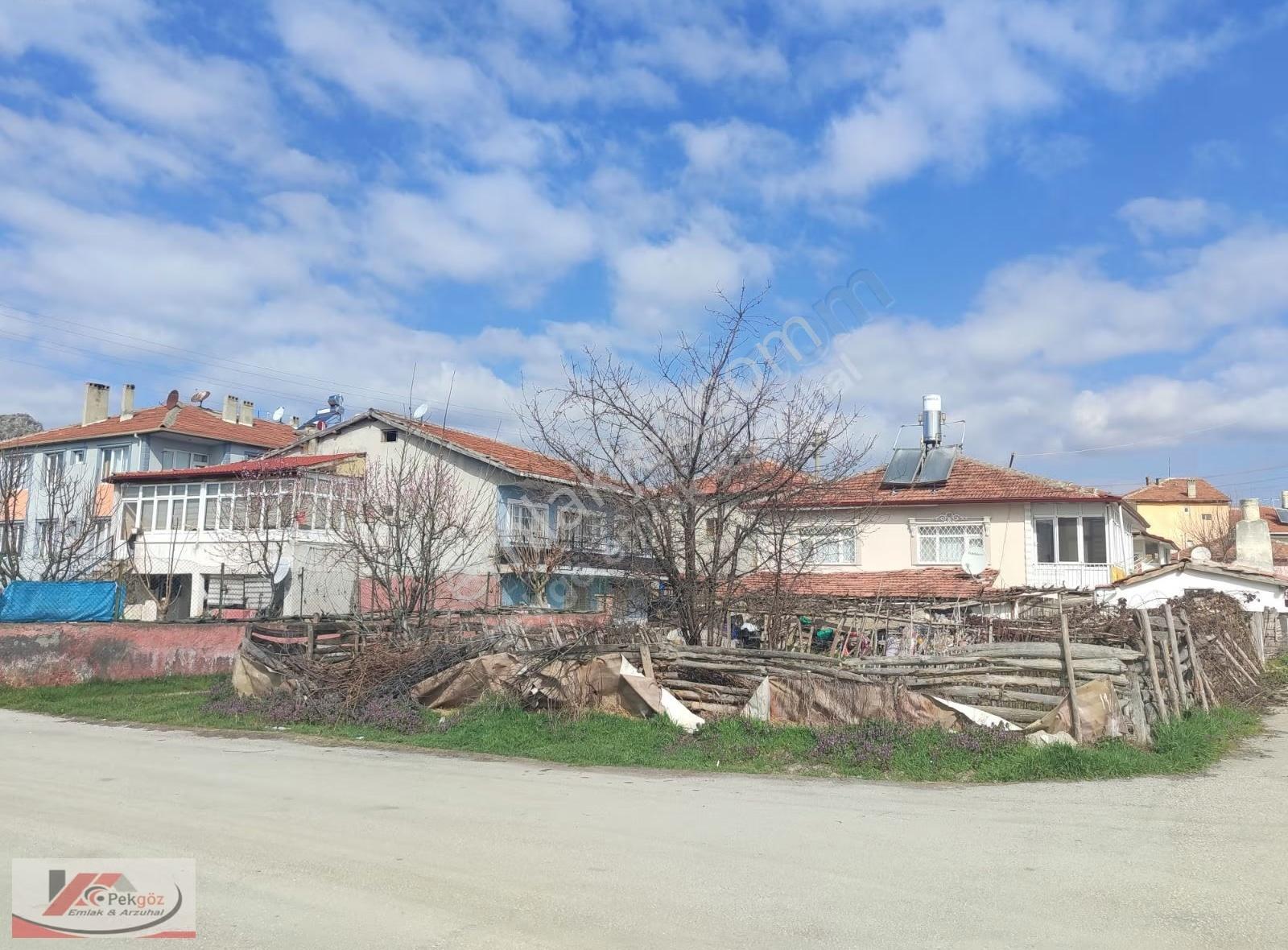 Pekgöz Emlak Dan Ray Mahallesinde 4 Kat İmarlı Köşe Parsel Saılı - Görsel 3