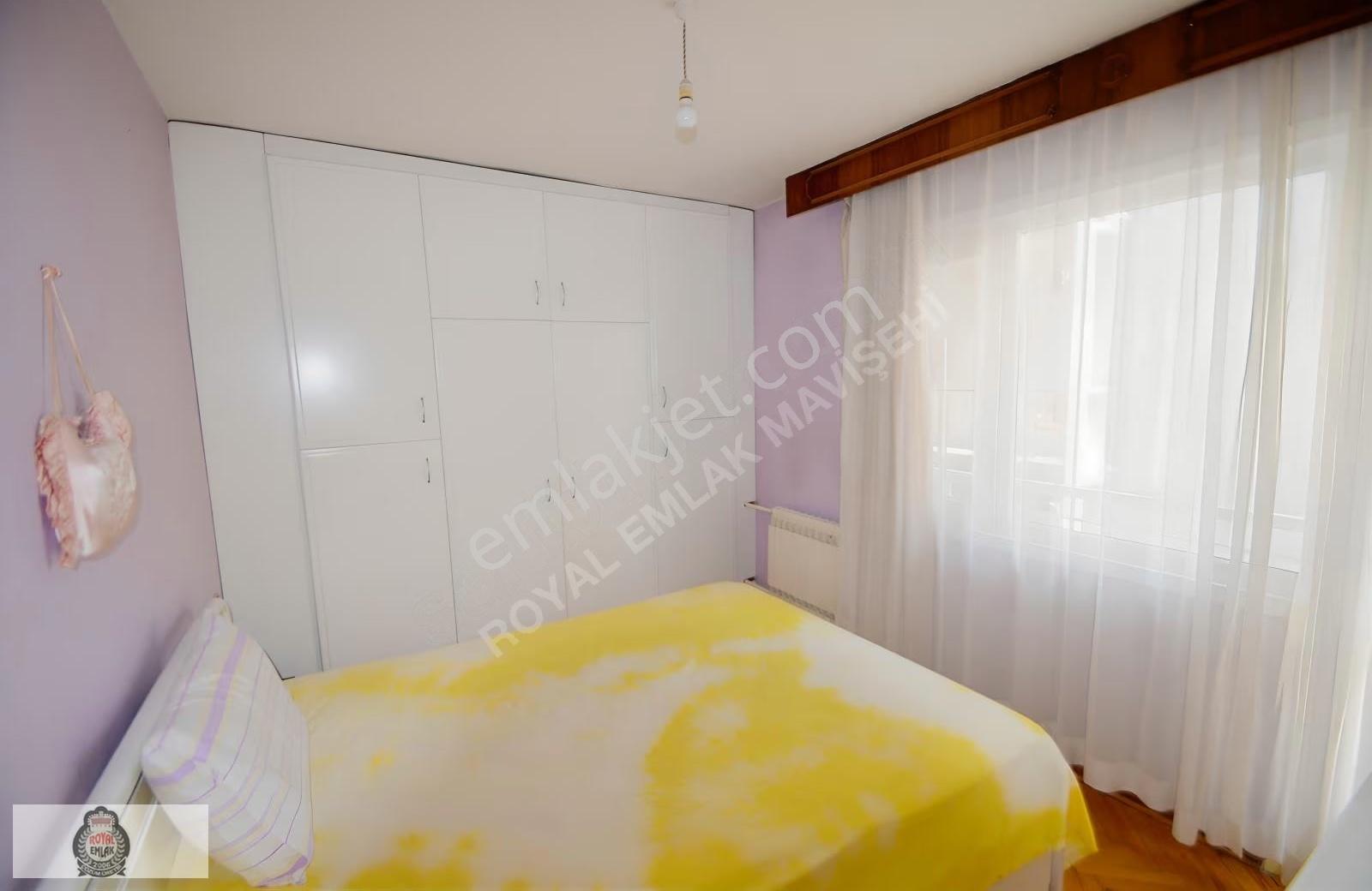 Bornova Merkezde Satılık 3+1 Daire - Ana Cadde Üzeri - Görsel 30