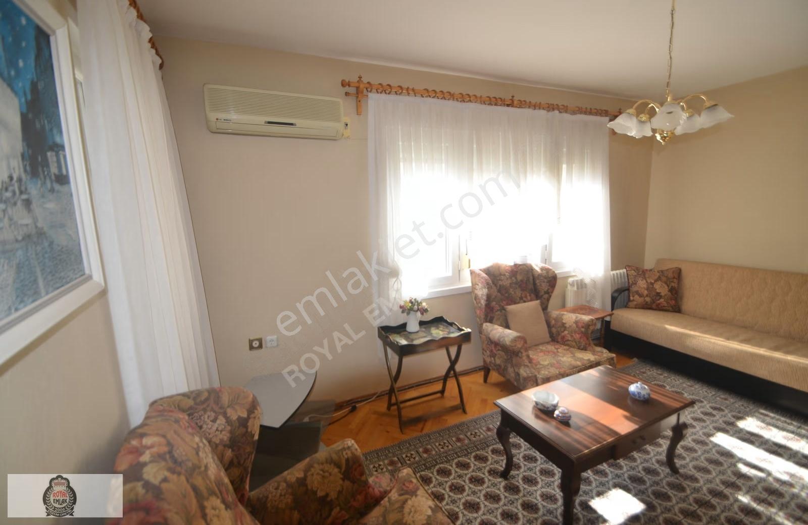 Bornova Merkezde Satılık 3+1 Daire - Ana Cadde Üzeri - Görsel 21