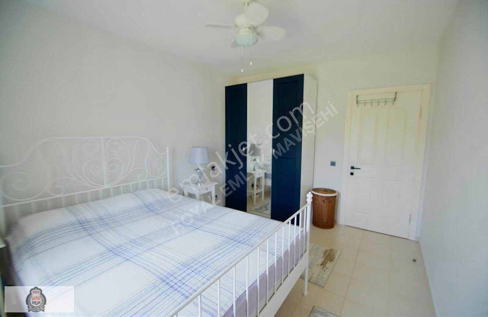 Çeşme Ardıç'ta Havuzlu Sitede Deniz Yakını 3+1 Kiralık Villa - Görsel 28