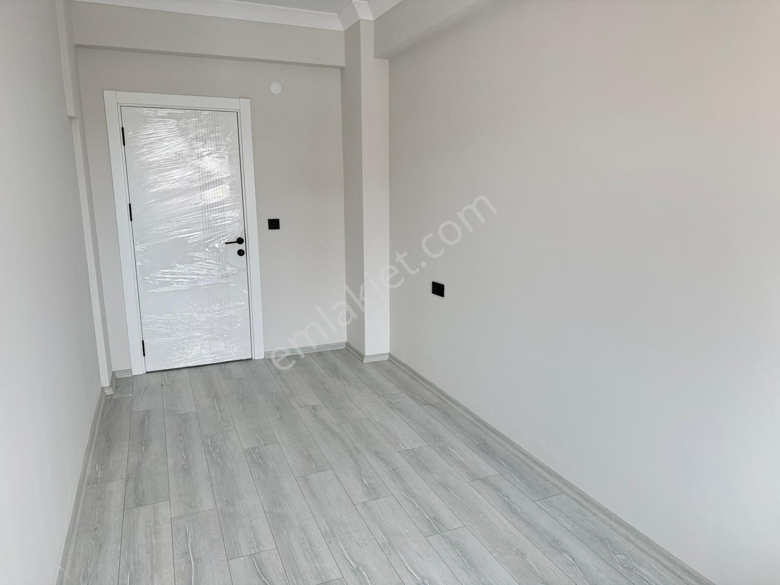 Oruçgazide 3+1 Ara Kat Asansörlü & Kapalı Otoparklı - Görsel 15