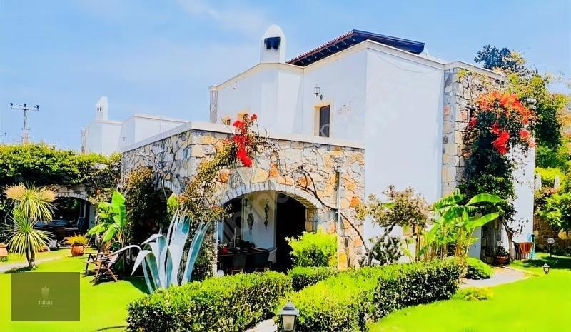Yalıkavak Merkezde Deniz Manzaralı, Eşyalı 4+1 Villa - Görsel 8
