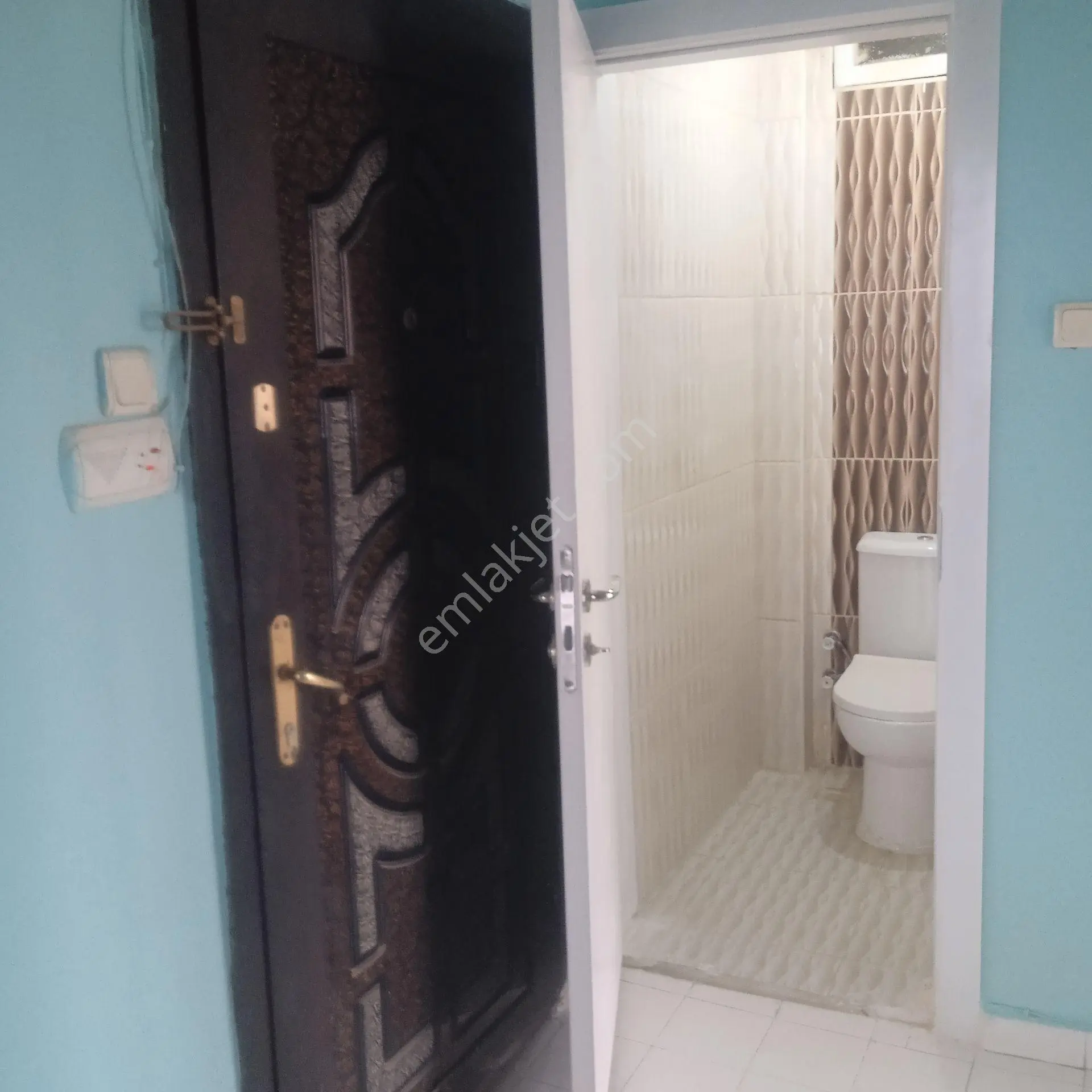 Abidinpaşa Da Kiralık Daire 3+1 2.kat - Görsel 2