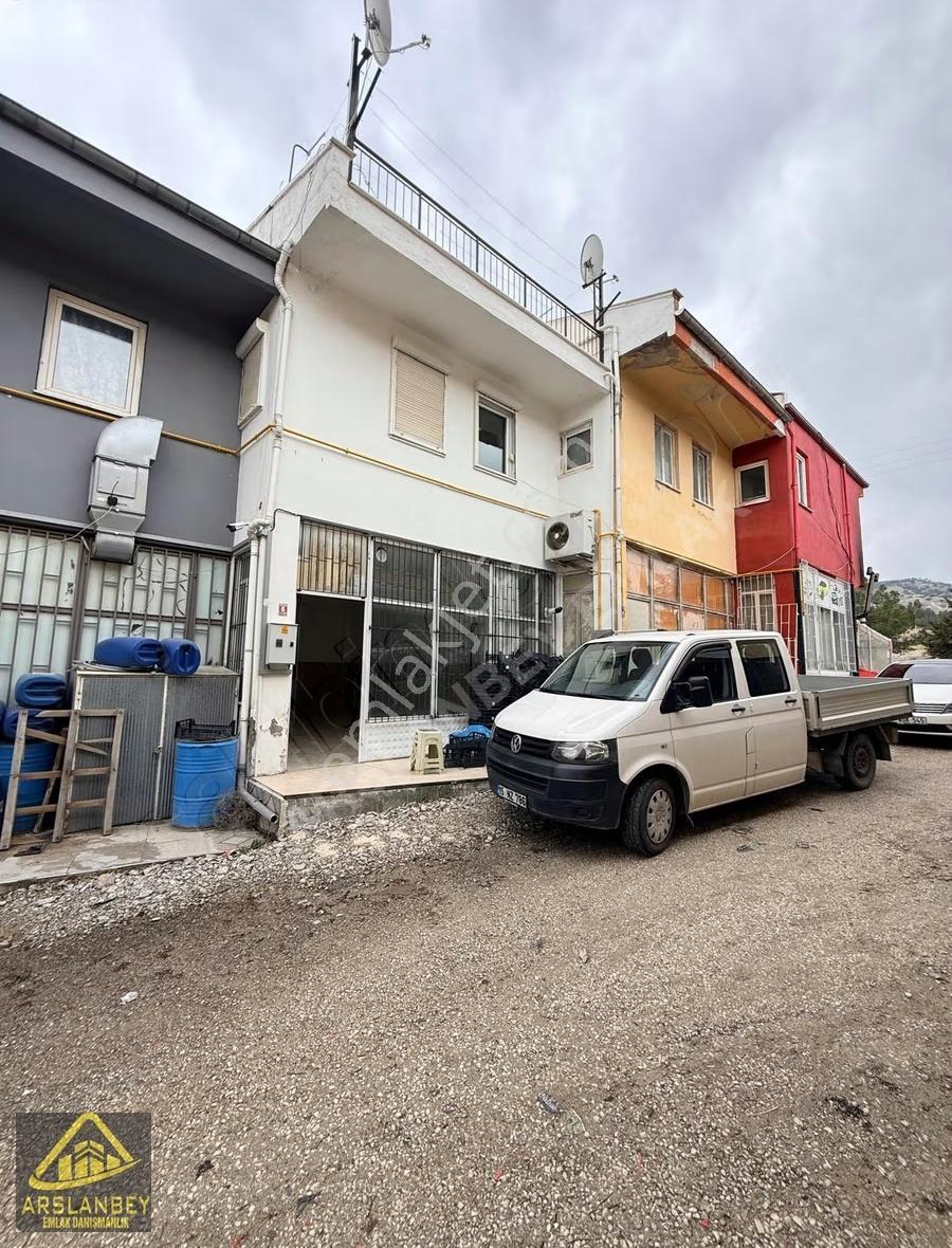 Aydınlıkevler Mahallesi Galericiler Sitesinde Satılık Dükkan - Görsel 3