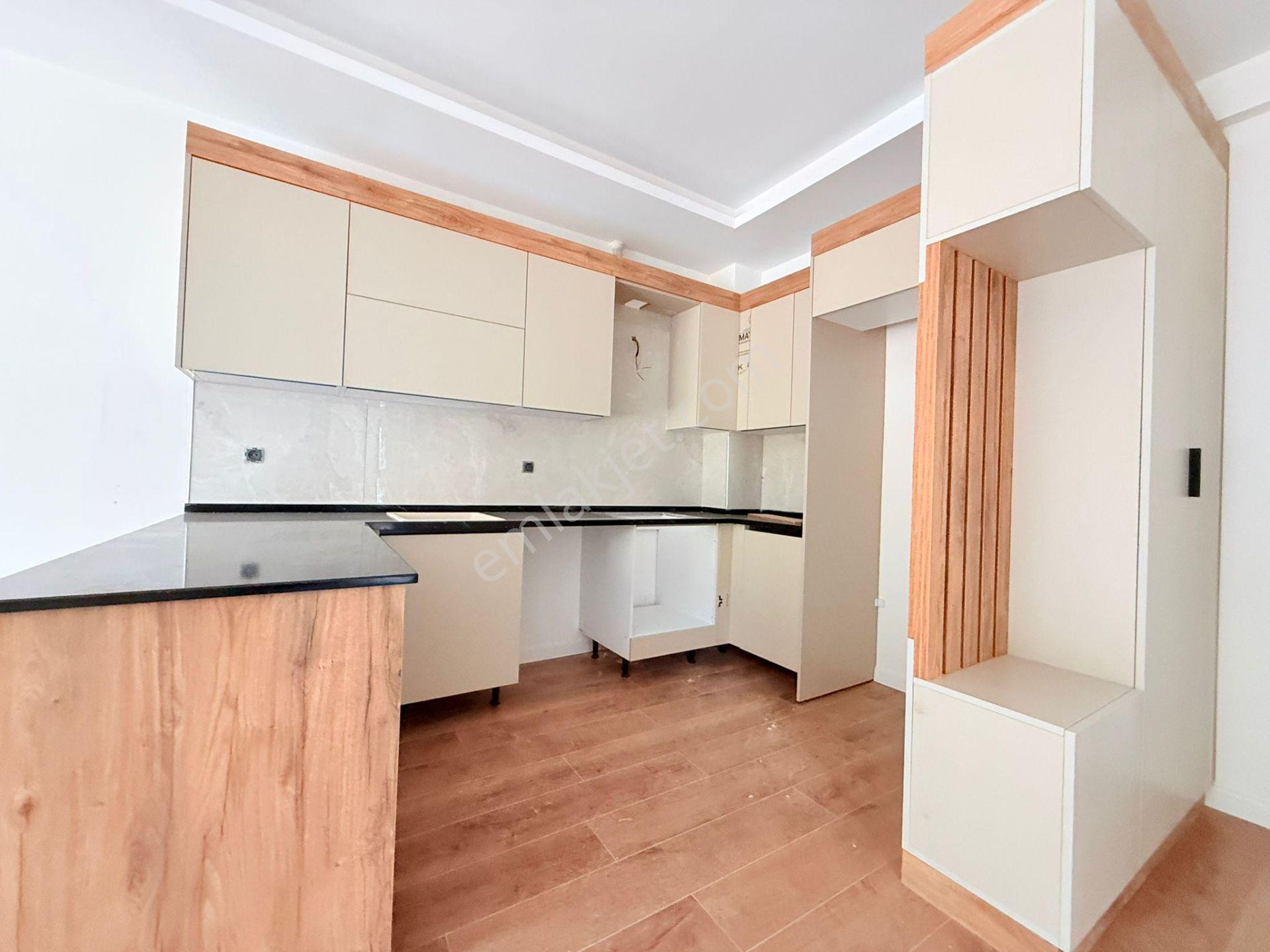 Aclass'dan Kuşadası'nda Satılık-7/24güvenlik-havuz-bahçe-otopark-lüx-1+1/2+1 Fırsat Daireler - Görsel 24