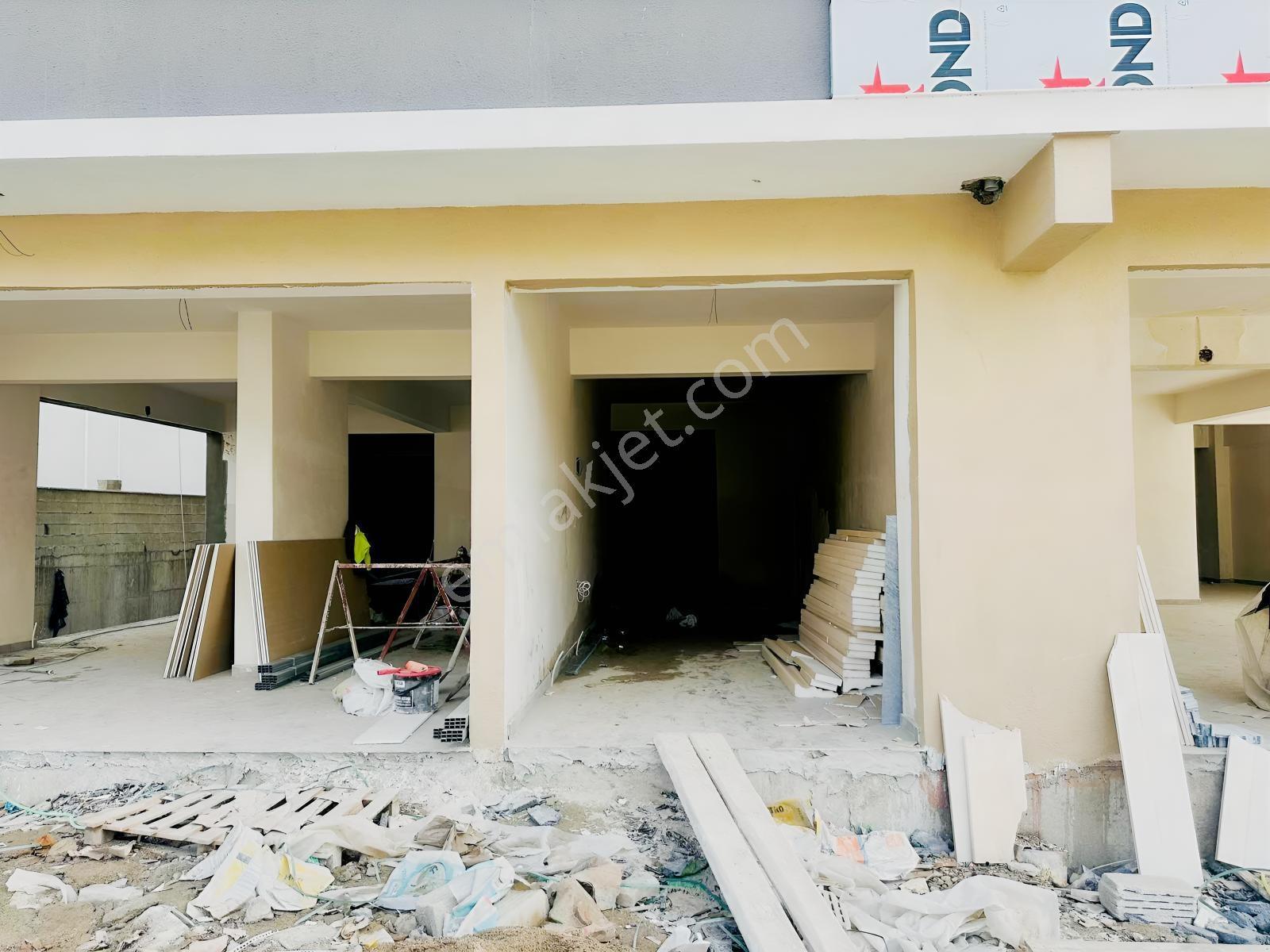 Remax Yeni Gayrimenkul´den En İşlek Cadde´de Kiralık Dükkan - Görsel 5