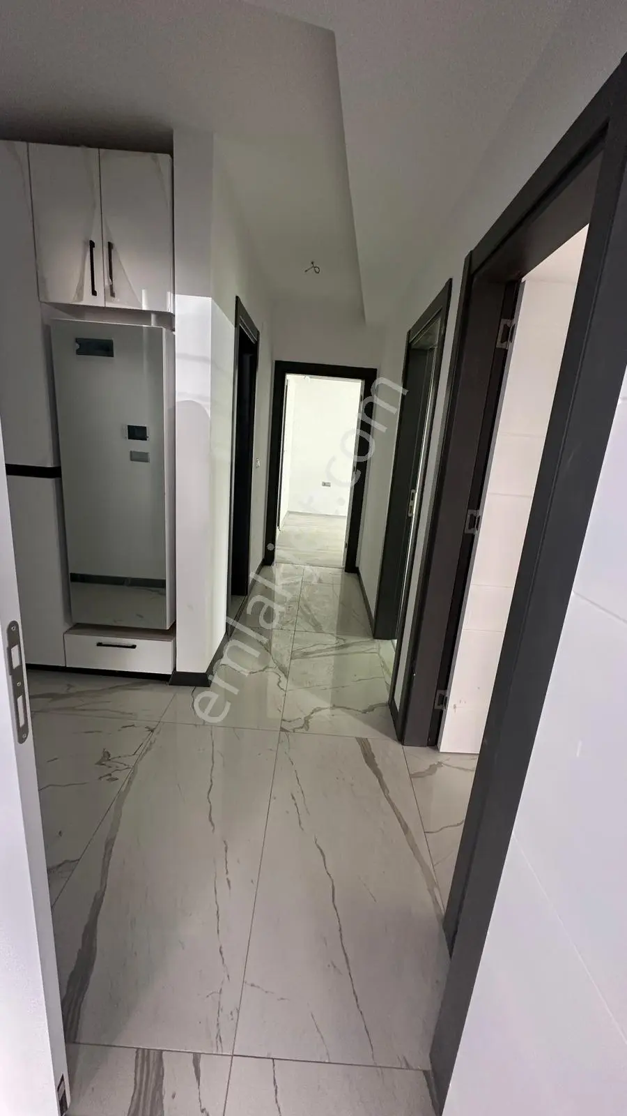 Halitpaşa'da Havuzlu Site İçi 2+1 Sıfır Daire - Görsel 3