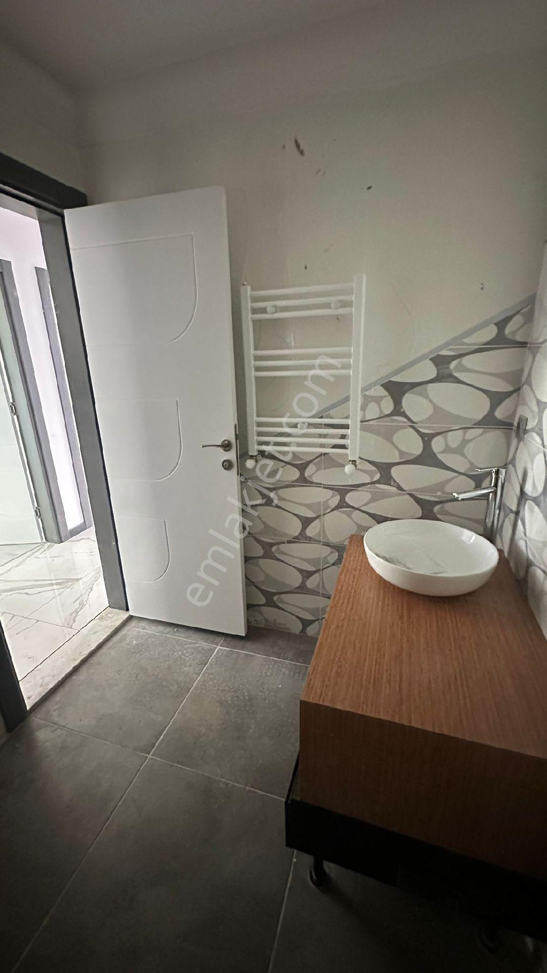 Halitpaşa'da Havuzlu Site İçi 2+1 Sıfır Daire - Görsel 16