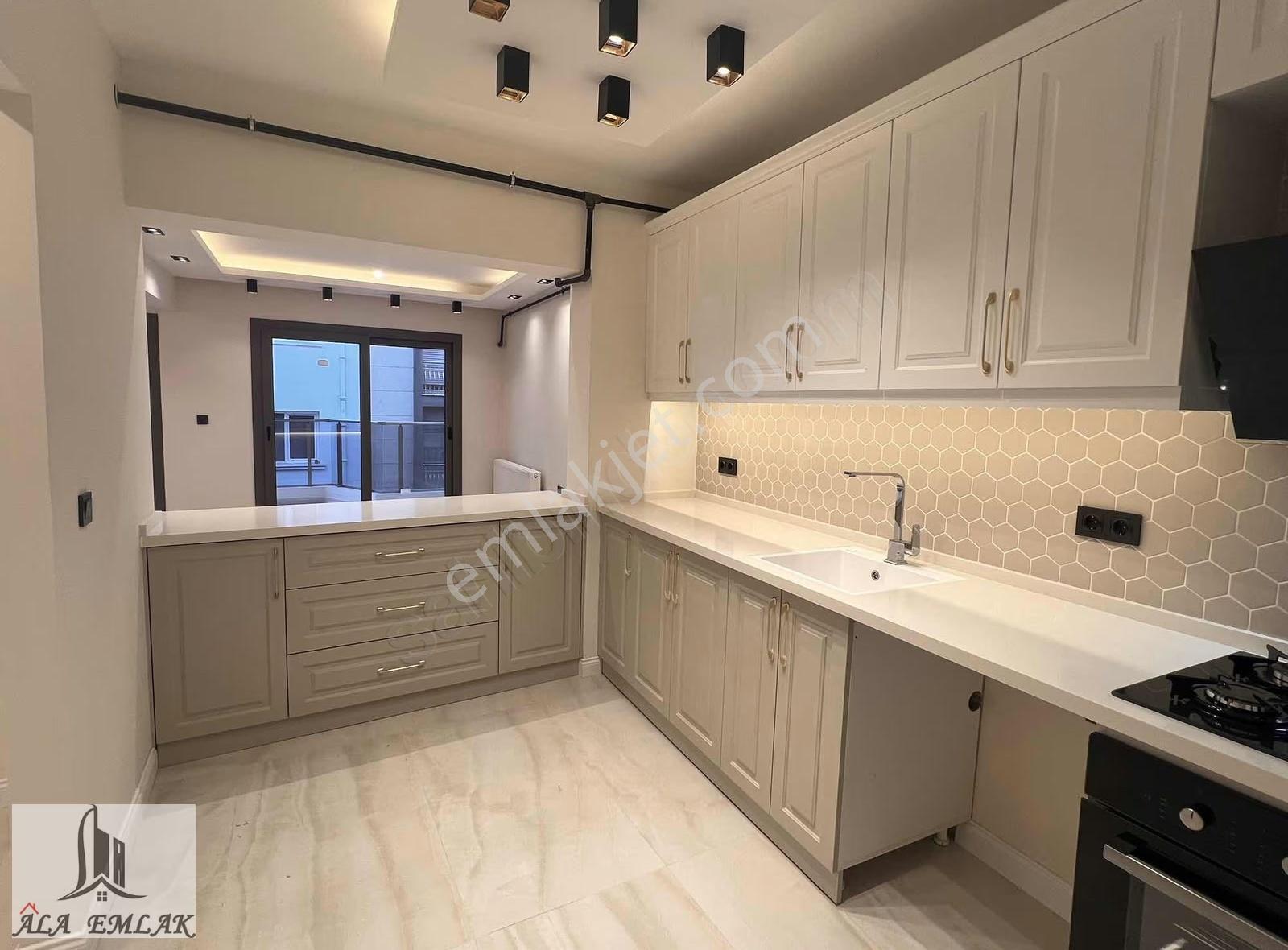 İnönü Caddesi Yakını Satılık 3+1 Daire 125m² - Görsel 22