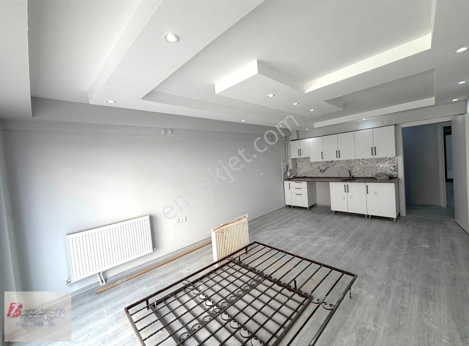Keçiliköy Mah. 3+1 100m2 10 Yıllık Binada Satılık Daire