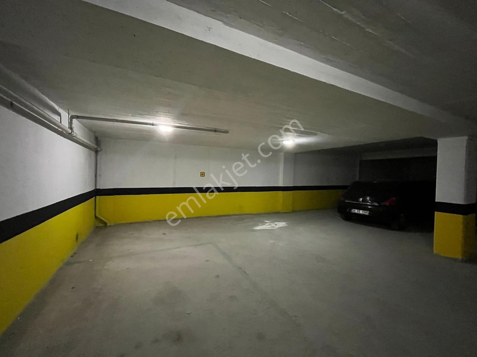 Anka'dan Üsküdar Bulgurlu'da Daireye Özel Otoparklı 3+1 - Görsel 27