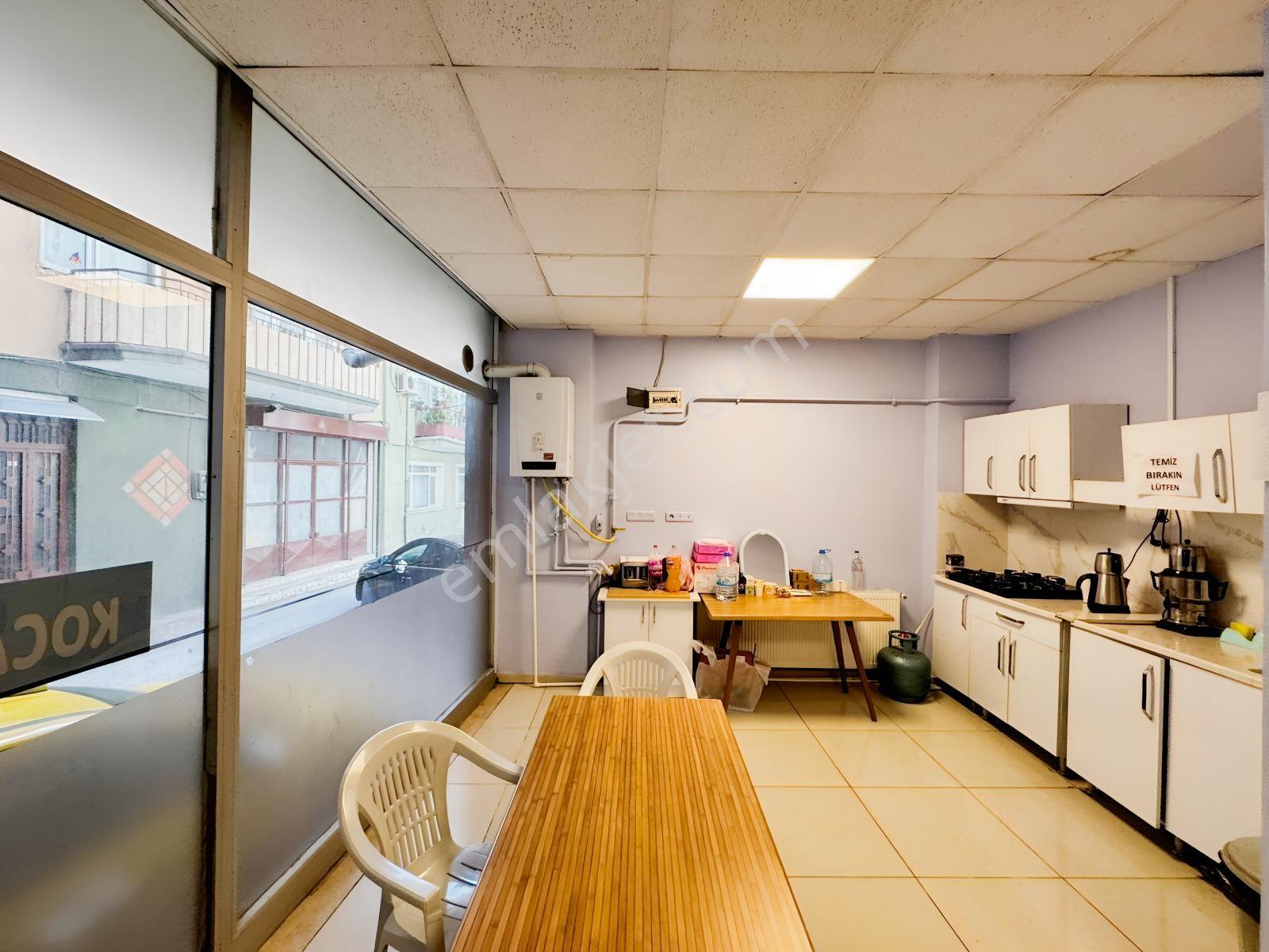İzmit Kadıköy Bağdat Caddesinde 236 M² Kiracılı Satılık İşyeri - Görsel 14