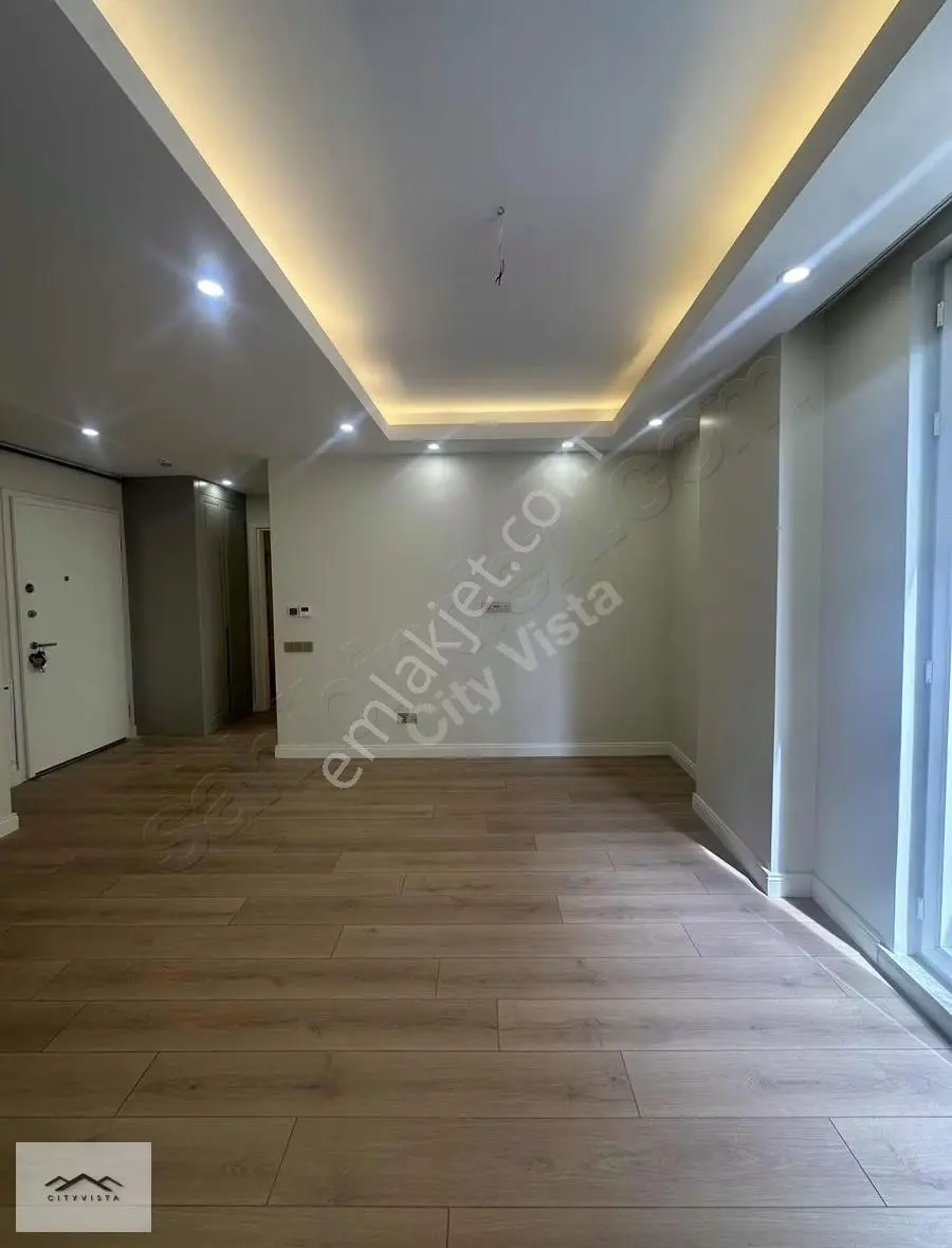 Golden Palace Haliç Te Kiralık Sıfır Eşyalı 1+1 Daire