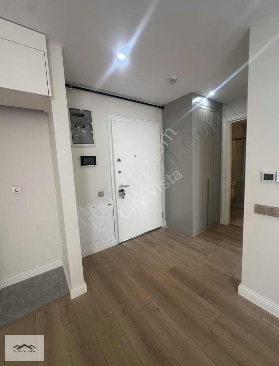 Golden Palace Haliç Te Kiralık Sıfır Eşyalı 1+1 Daire - Görsel 2
