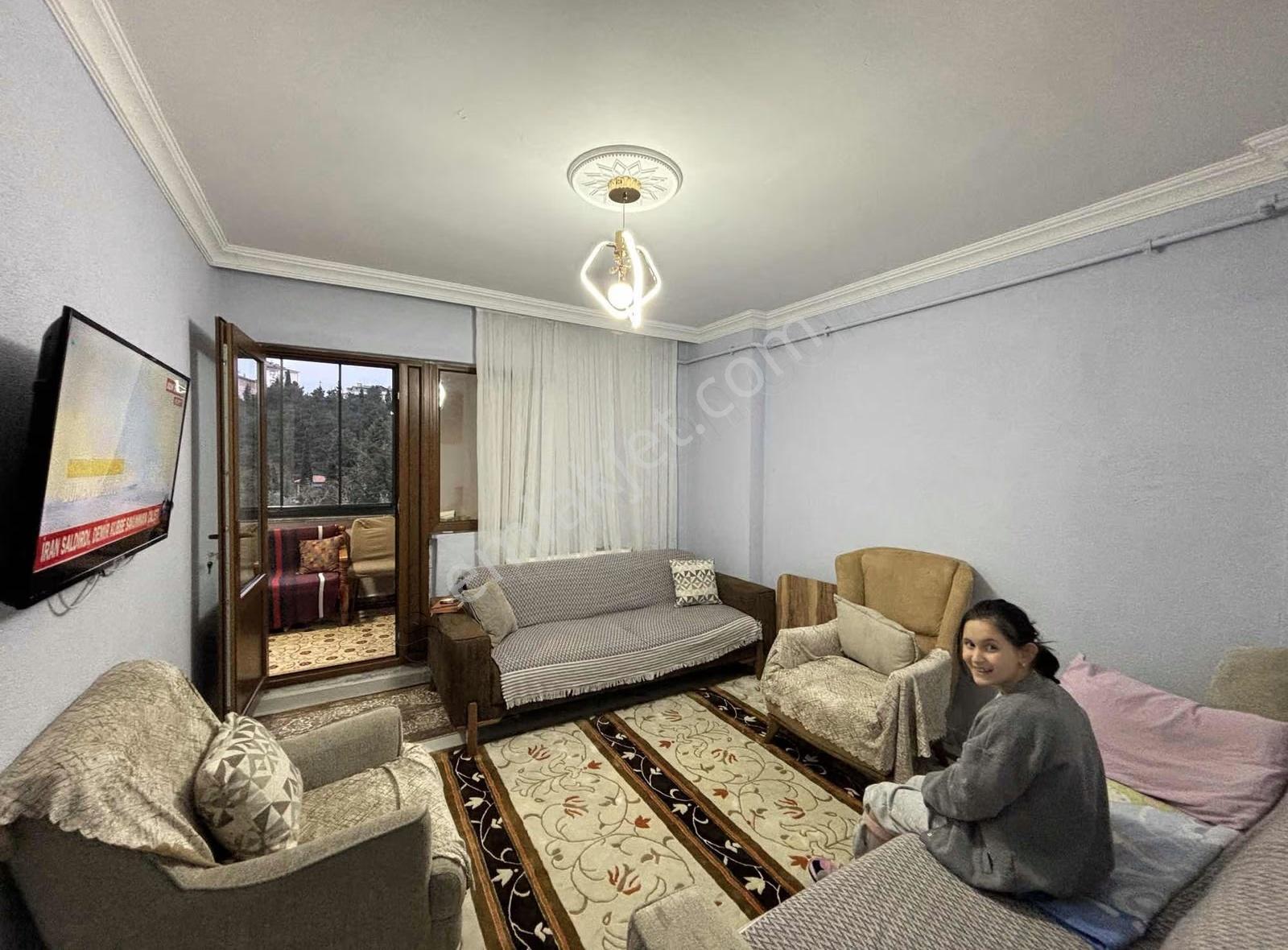 Derince Sırrıpaşada 2 Aileye Uygun Geniş İki Daire Fırsatı - Görsel 12
