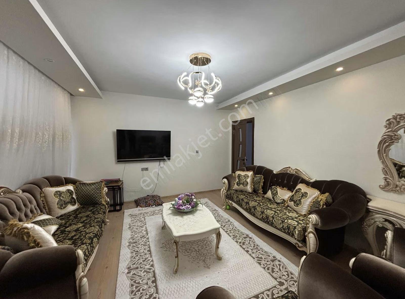 Derince Sırrıpaşada 2 Aileye Uygun Geniş İki Daire Fırsatı - Görsel 4