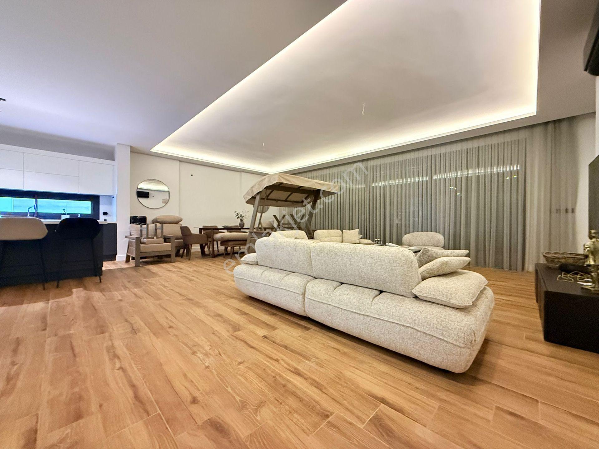 Full Manzara-guvenlık-havuz-sosyal Alan-otopark-full Eşyalı-doğalgazlı 3+1 Lüx 168 M2 - Görsel 15