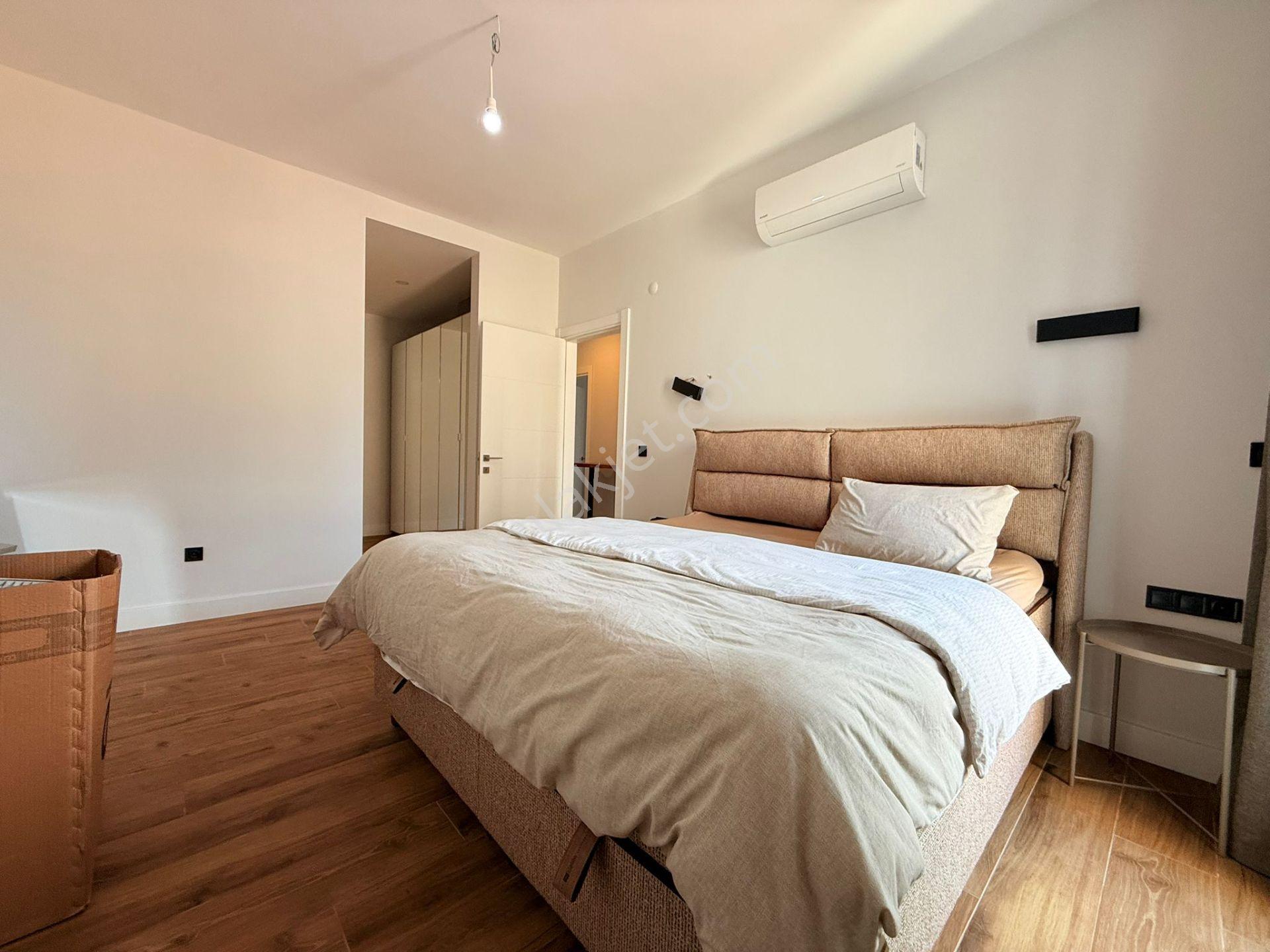 Full Manzara-guvenlık-havuz-sosyal Alan-otopark-full Eşyalı-doğalgazlı 3+1 Lüx 168 M2 - Görsel 23