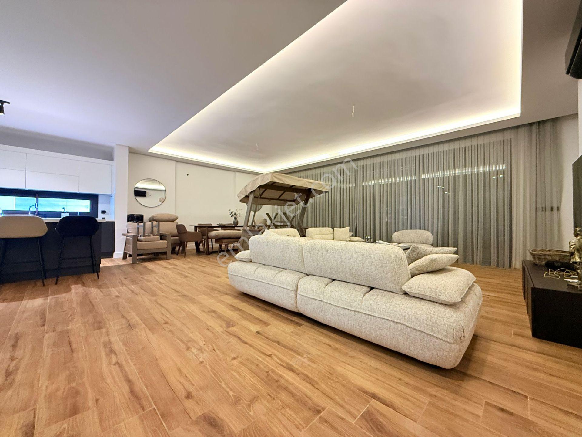 Full Manzara-guvenlık-havuz-sosyal Alan-otopark-full Eşyalı-doğalgazlı 3+1 Lüx 168 M2 - Görsel 11