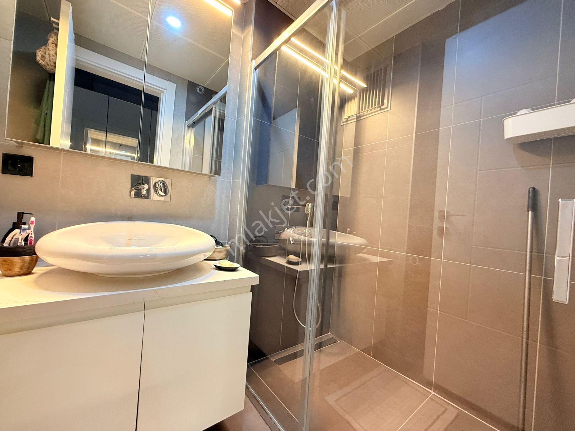 Full Manzara-guvenlık-havuz-sosyal Alan-otopark-full Eşyalı-doğalgazlı 3+1 Lüx 168 M2 - Görsel 32