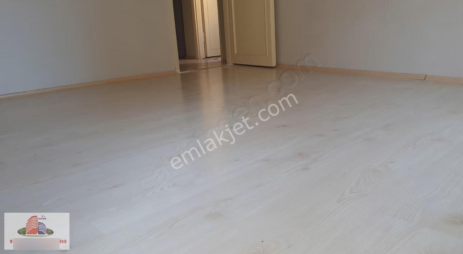 İstiklal Mahallesinede Kiralık 2+1 Daire - Görsel 19