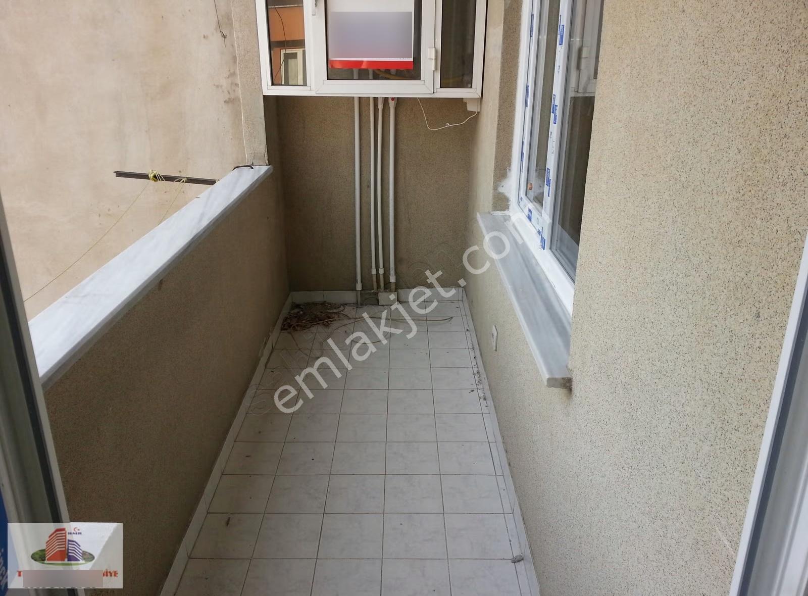 İstiklal Mahallesinede Kiralık 2+1 Daire