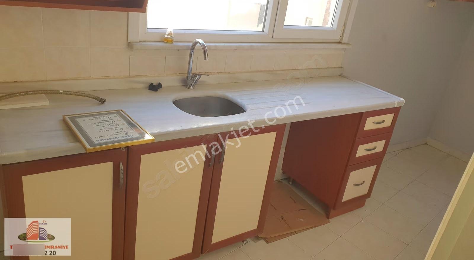 İstiklal Mahallesinede Kiralık 2+1 Daire - Görsel 13