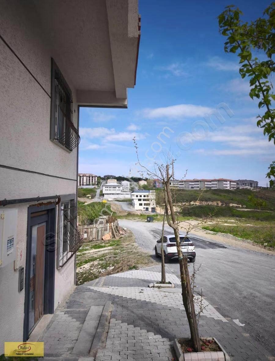 Arnavutköy'de Havalimanı Yakını 2+1 Kiralık Dubleks - Görsel 12