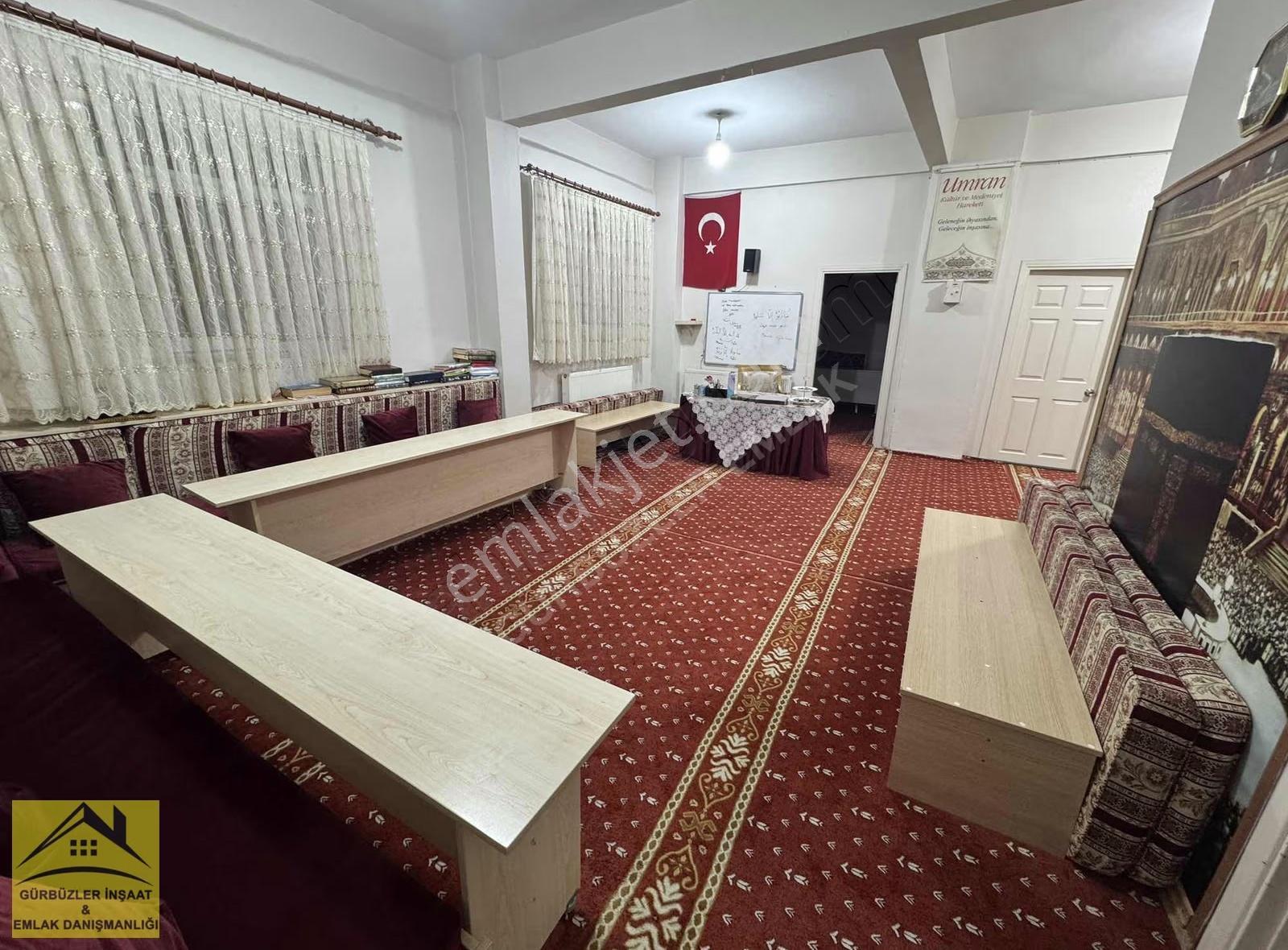 Bağcılar İnönü Mah'de Satılık 2+2 Ters Dubleks 200m² Daire