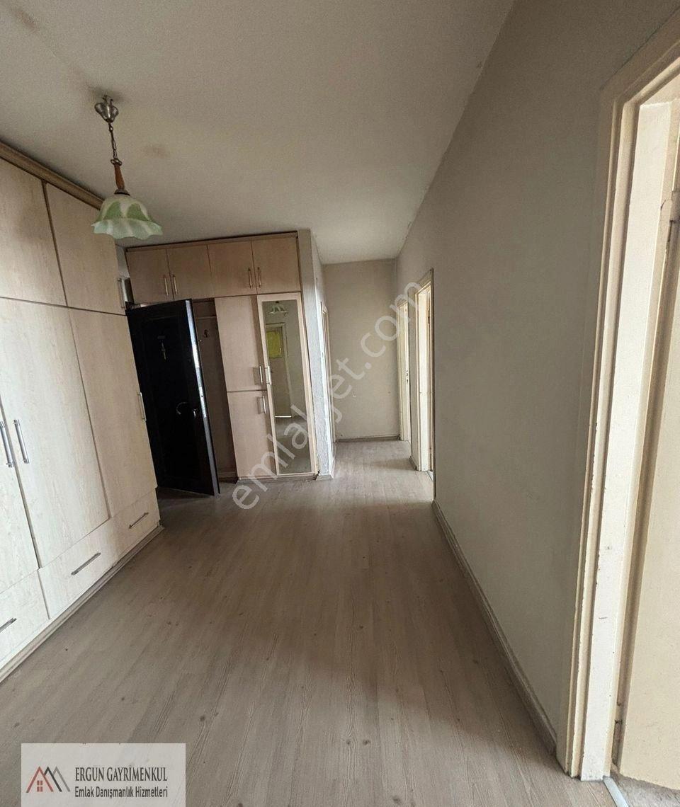 Cumhuriyet Mahallesinde 3+1 Kiralık Ara Kat Daire - Görsel 12
