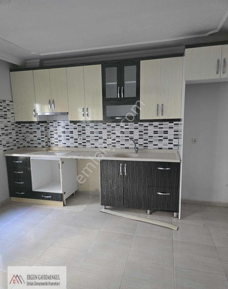Mersinin Gözde Ve Nezih Semtinde Kiralık Geniş 2+1 Daire - Görsel 8