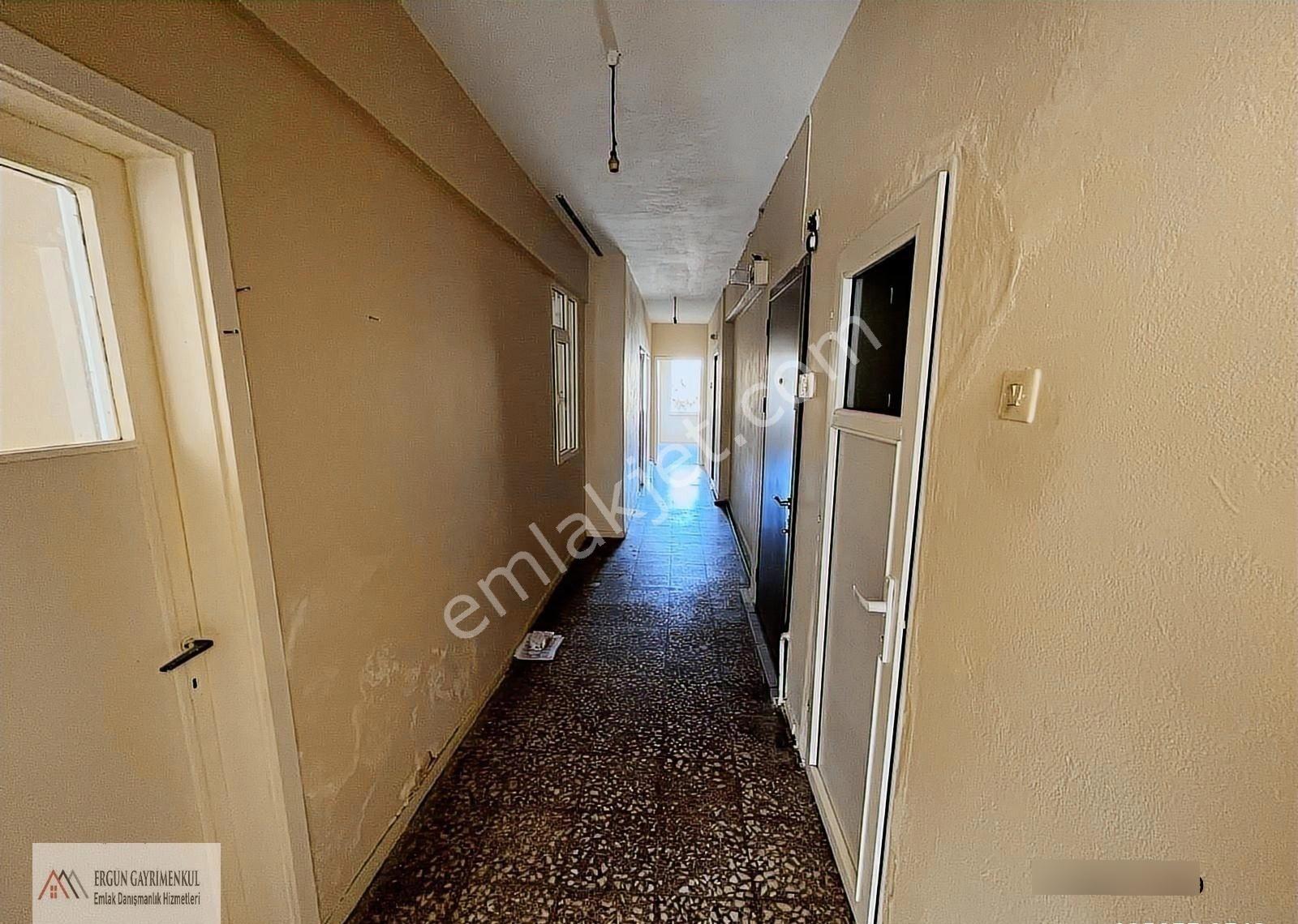 Ergünden Pirireiste Hilton Civ Uygun Fiyata Satılık 3+1 Daire - Görsel 14