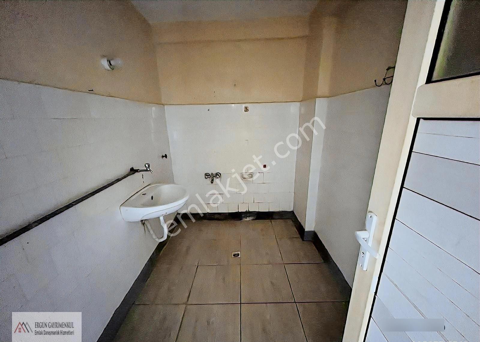 Ergünden Pirireiste Hilton Civ Uygun Fiyata Satılık 3+1 Daire - Görsel 19