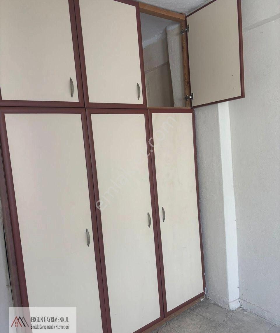 Cumhuriyet Mahallesinde 3+1 Kiralık Ara Kat Daire - Görsel 18