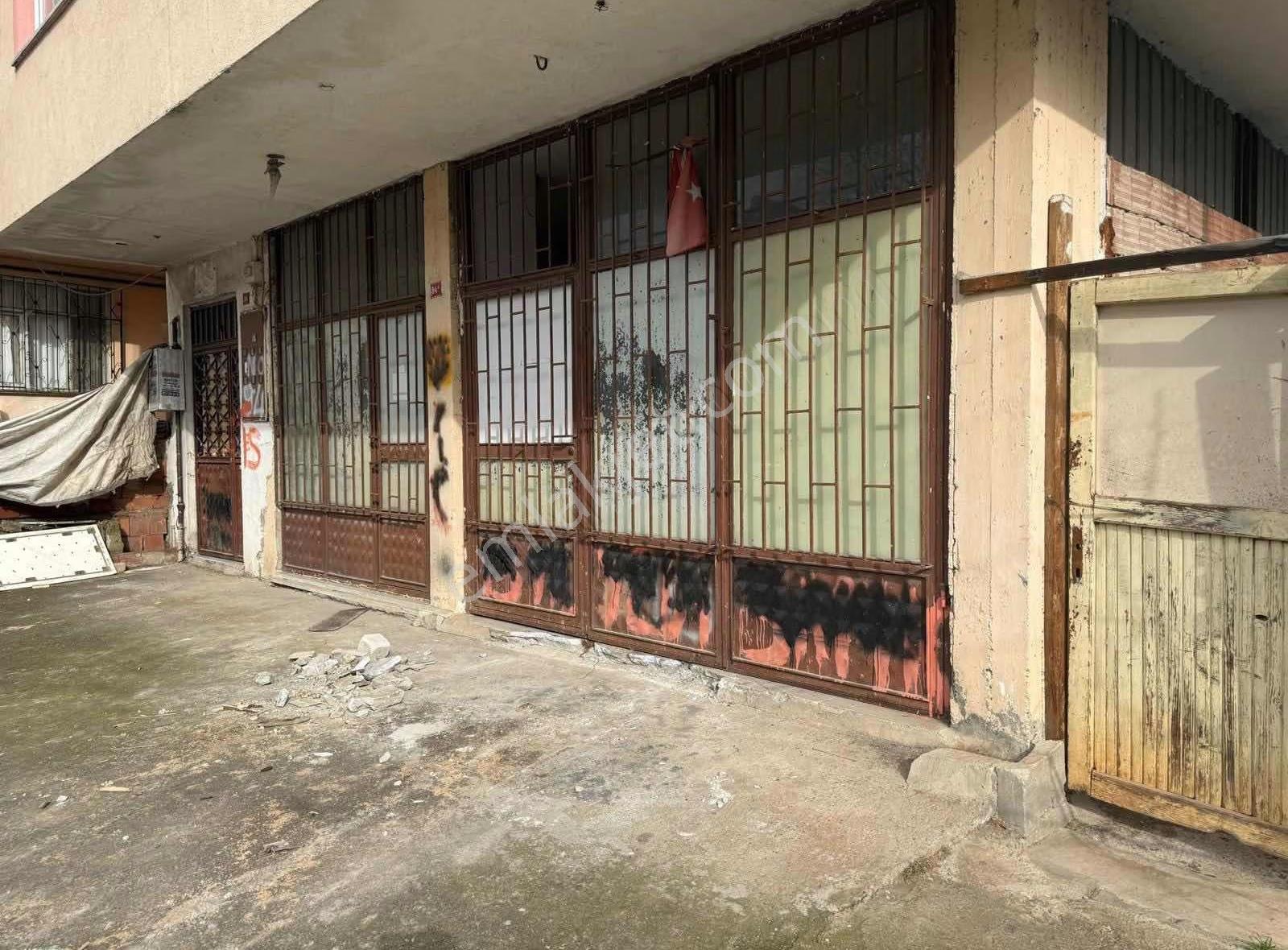 Global Emlaktan 100 M Kiralık Dükkan