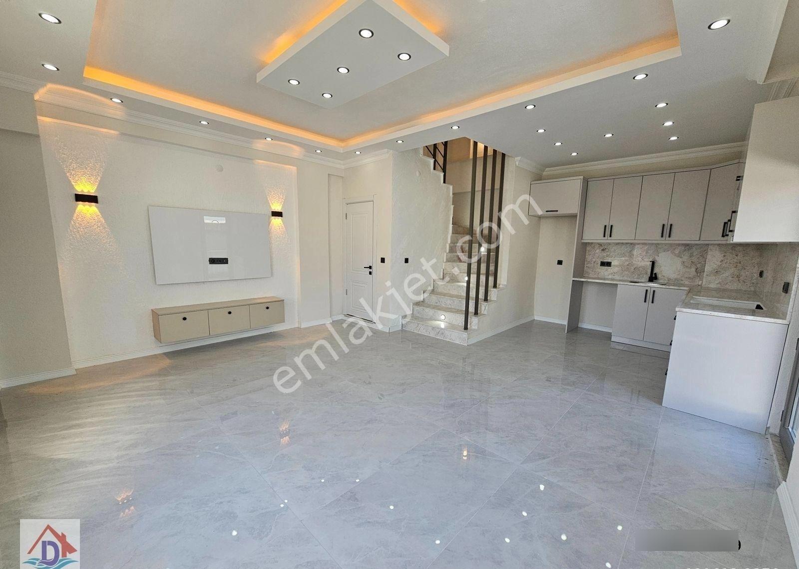 Deniz'e 50 Mt Mesafede 3+1 , Geniş Bahçeli Satılık Villa - Görsel 9