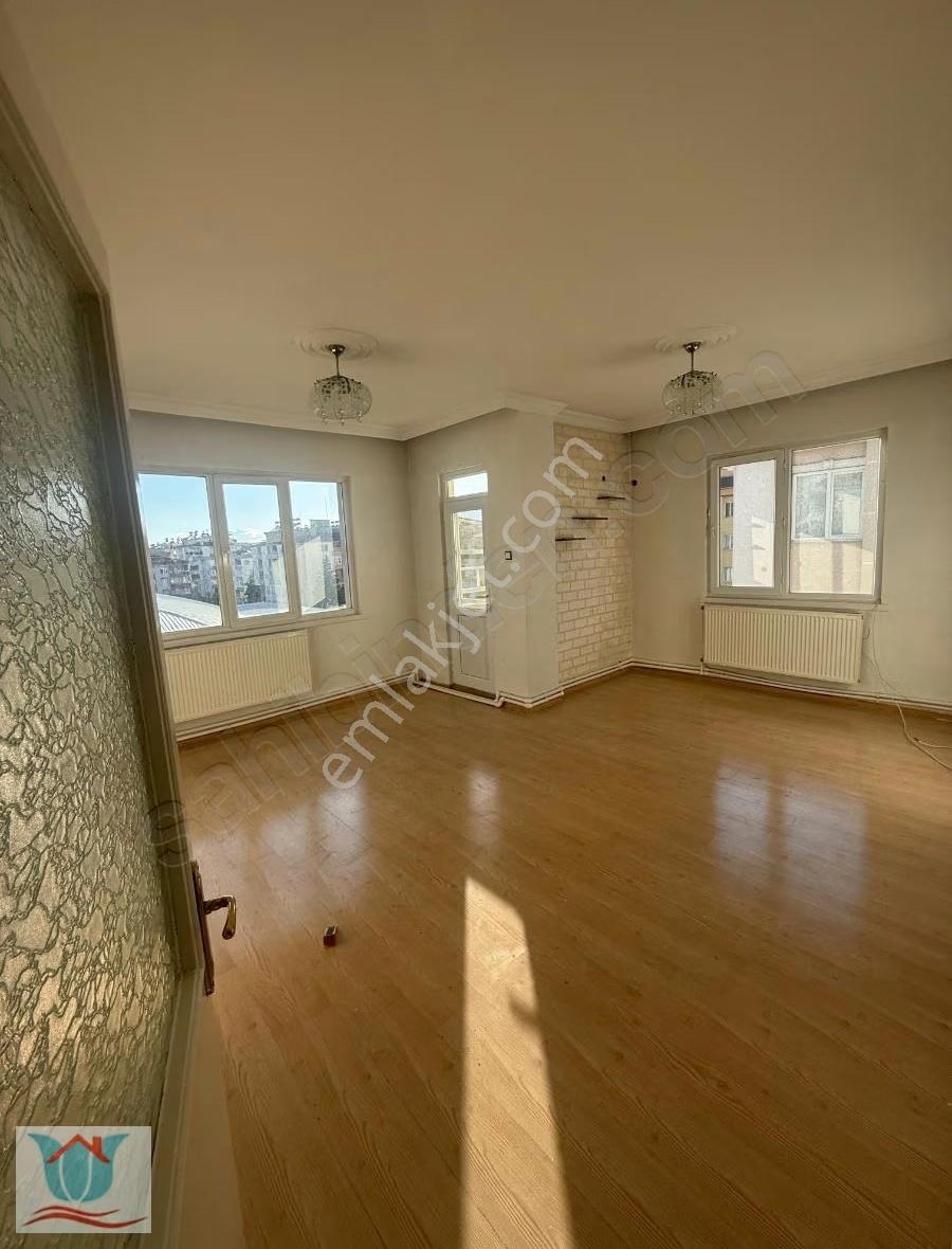 Binevler'de Kiralık 2+1 Daire - Görsel 2
