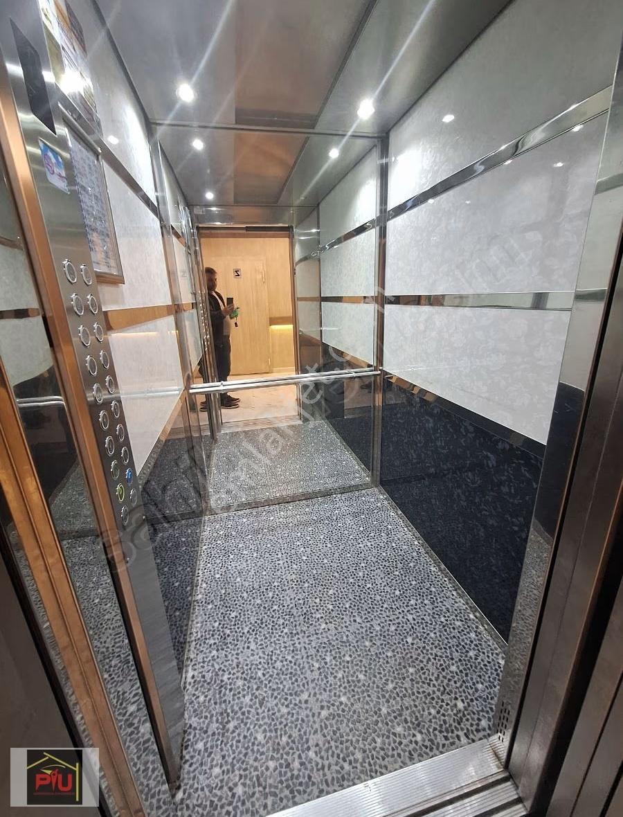 Anayurtta Eşsiz Konumda, Park Manzaralı 3+1 Satılık Lüks Daire - Görsel 18