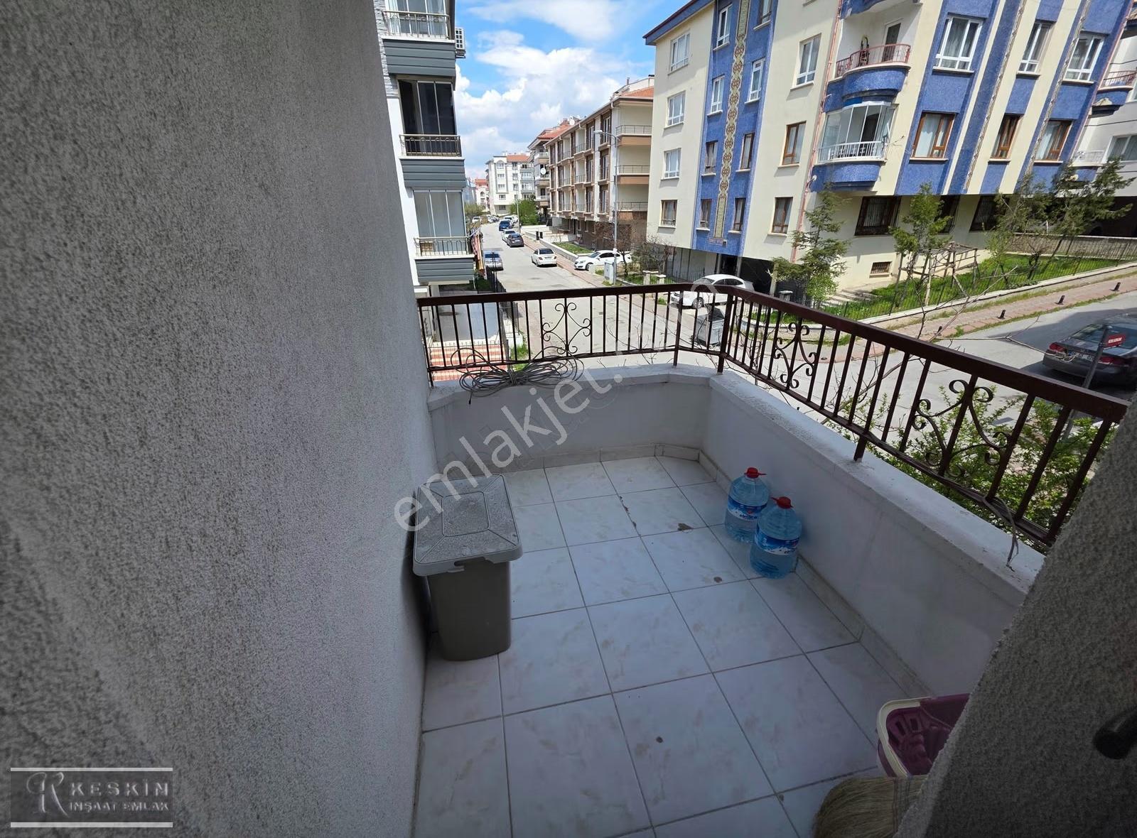 Keçiören Kanuni Osmangazi Cadde Üzeri Orta Kat 130m2 3+1 Satılık - Görsel 32